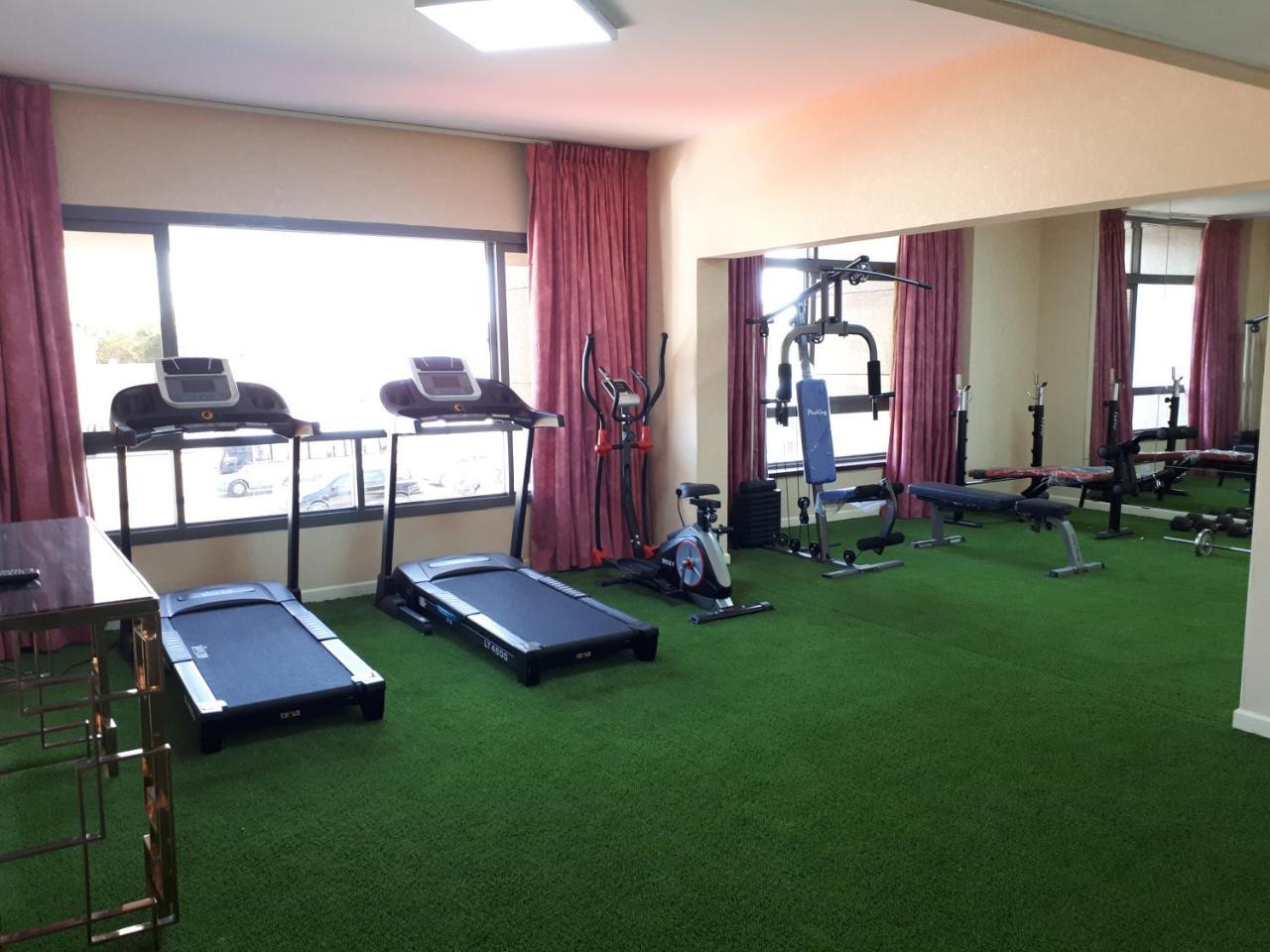 Top Hotel Apartments Al Ain Buitenkant foto
